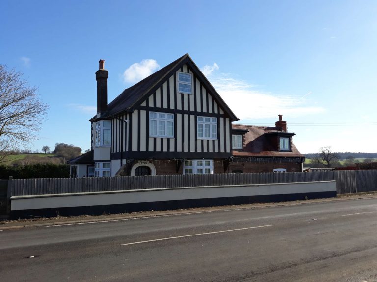 St Albans Road The Punch Bowl Redbourn VIllage Online